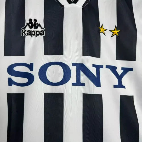 Juventus Home Retro Jersey 1995/96