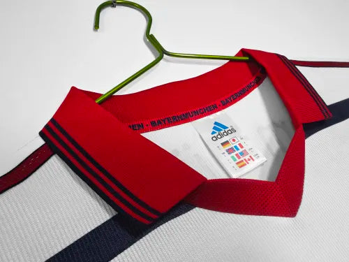 Bayern Munich Away Retro Jersey 1998/00
